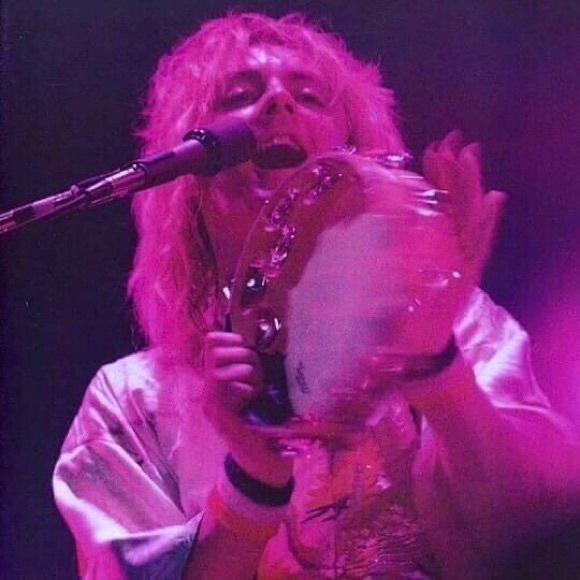 Meet your Posher, Malia - Picture 1 of 1